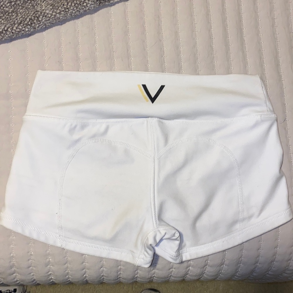 Vull Sport booty shorts.